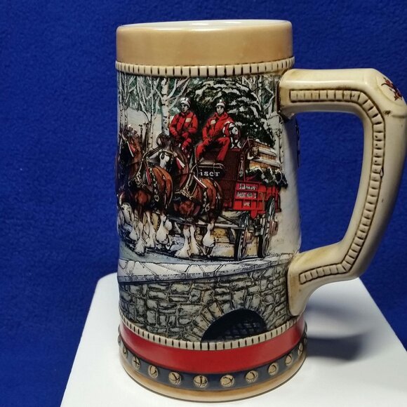 Budweiser 1988 Holiday Collection Beer Stein Cobblestone Passage 9th in Series - Picture 5 of 10